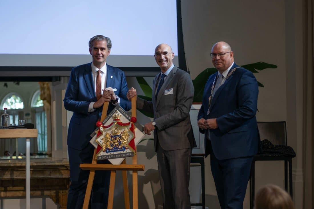 Bakker & Co viert 100-jarig jubileum en ontvangt predicaat Hofleverancier